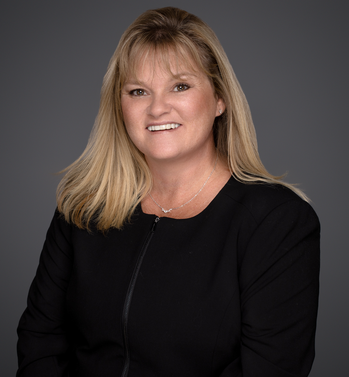 H7A6536 Grey Crop Style C Web Resolution